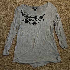 Simply Vera Vera Wang Gray Long Sleeve Top with Black Floral Design